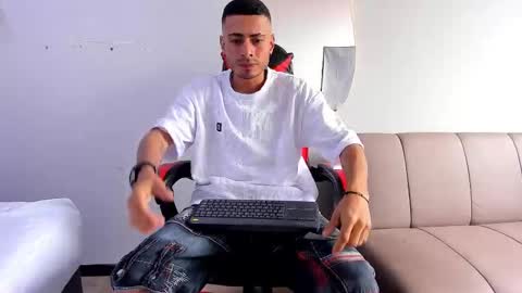 Matthew online show from 12.22.25