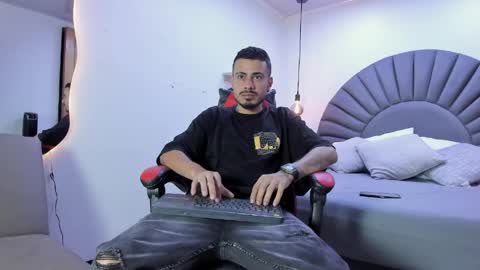 Matthew online show from 04.04.26