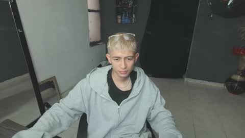 mattias     online show from 02.23.25