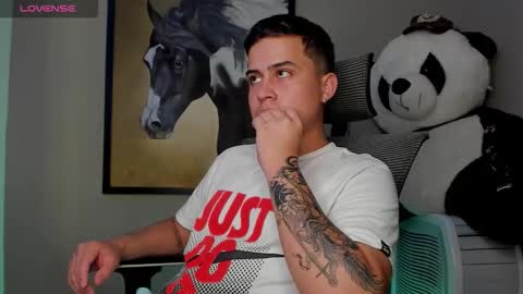 mattiwsmorris_ online show from 09.22.25