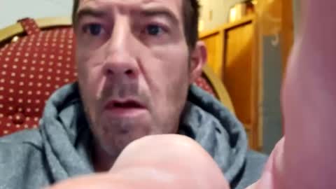 Snapshot of mattsnicecock chatting on 12.06.24 mattsnicecock online show from 12.06.24