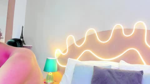 Snapshot of matty_jhons chatting on 10.11.25 M A T T Y online show from 10.11.25