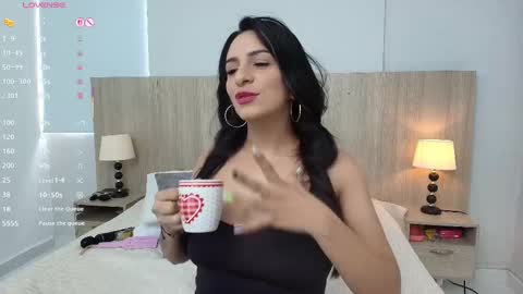 Snapshot of mature_katerin chatting on 10.16.25 katerin online show from 10.16.25