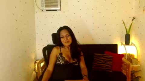 Snapshot of maturity_mommy_intown chatting on 09.17.25 maturity_mommy_intown online show from 09.17.25