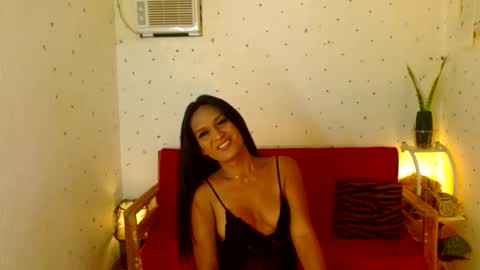 Snapshot of maturity_mommy_intown chatting on 09.23.25 maturity_mommy_intown online show from 09.23.25