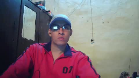 Snapshot of maurodirty chatting on 11.12.25 Mauro online show from 11.12.25