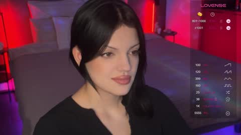 Mavis online show from 12.14.25