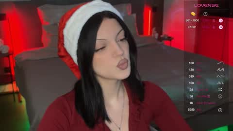 Mavis online show from 12.20.25