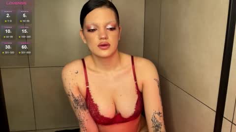 Mavis online show from 02.05.26