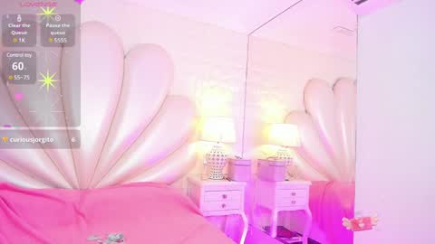 Snapshot of mavystar chatting on 01.05.25 Mavy  online show from 01.05.25