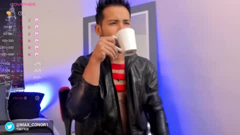 Max Conor online show from 02.12.25