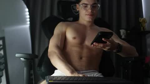 Snapshot of max_cortes1_ chatting on 04.17.26 60 OFF ON MY OF ONLY FOR TODAY online show from 04.17.26
