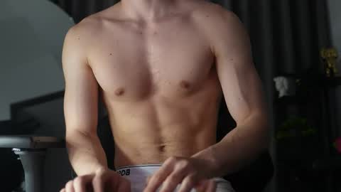 Snapshot of max_cortes1_ chatting on 05.01.26 60 OFF ON MY OF ONLY FOR TODAY online show from 05.01.26