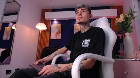 Max online show from 04.01.26