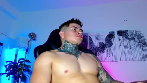 Maximo Mayer online show from 01.11.25