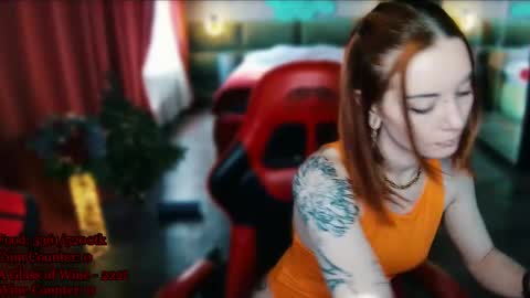 Snapshot of max_phoenix chatting on 04.12.26 Max online show from 04.12.26