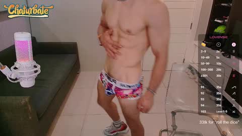 Snapshot of max_russell chatting on 12.15.24 Former Porn Star online show from 12.15.24