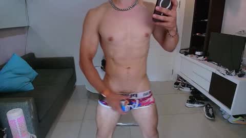 Snapshot of max_russell chatting on 03.08.25 Former Porn Star online show from 03.08.25