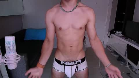 Snapshot of max_russell chatting on 03.09.25 Former Porn Star online show from 03.09.25