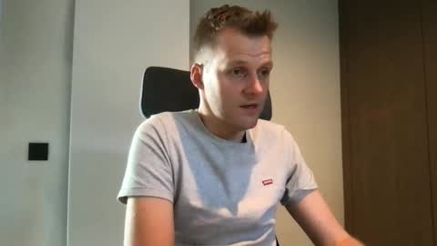 Max take off clothes online show from 12.28.24