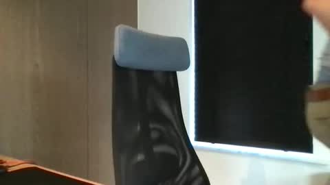 Max take off clothes online show from 01.31.25