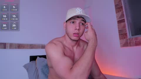 max_valiant1 online show from 10.21.25