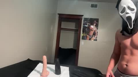 Snapshot of maxantax chatting on 09.08.25 maxantax online show from 09.08.25