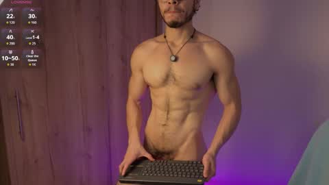 Snapshot of maxifit_ chatting on 02.28.26 Mikael online show from 02.28.26