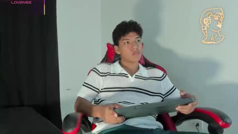 Maximiliano online show from 03.12.26