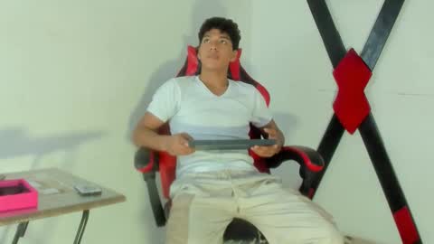 Maximiliano online show from 03.17.26