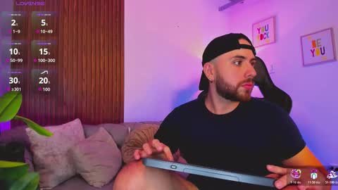 Maximo Wolf online show from 02.04.26