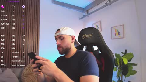 Maximo Wolf online show from 02.21.26