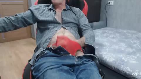 maximus3334 online show from 12.22.25