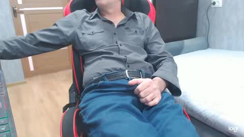 maximus3334 online show from 04.03.26