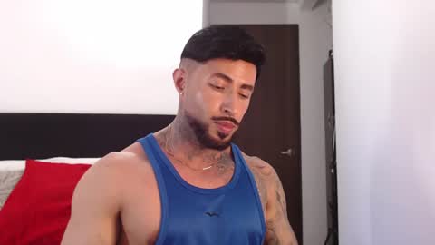 Independent Model online show from 06.12.26