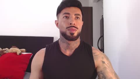 Independent Model online show from 06.13.26