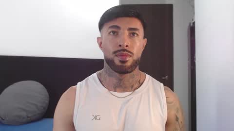 Independent Model online show from 07.18.26