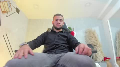 Snapshot of maximusclark1_ chatting on 05.16.26 Maximus online show from 05.16.26