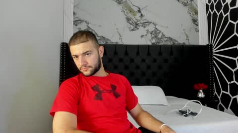 Snapshot of maximusclark1_ chatting on 05.18.26 Maximus online show from 05.18.26