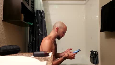 Snapshot of maximusdemitrious chatting on 12.02.25 maximusdemitrious online show from 12.02.25