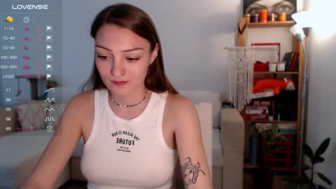 Snapshot of maxinele chatting on 09.13.25 Maxine online show from 09.13.25