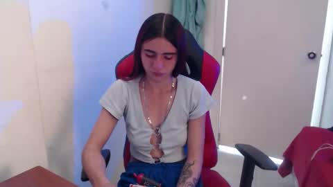 Snapshot of maxinesex_ chatting on 06.01.26 maxinesex_ online show from 06.01.26