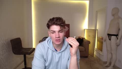 MaxKaiden online show from 02.21.25