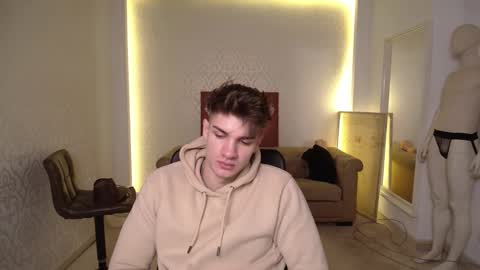 MaxKaiden online show from 02.24.25