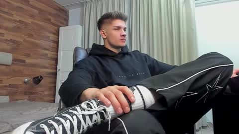 MaxKaiden online show from 03.23.26