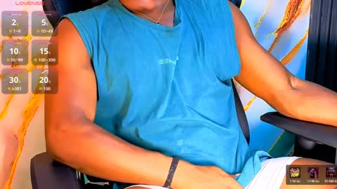 Maxmuscle10 online show from 04.12.26