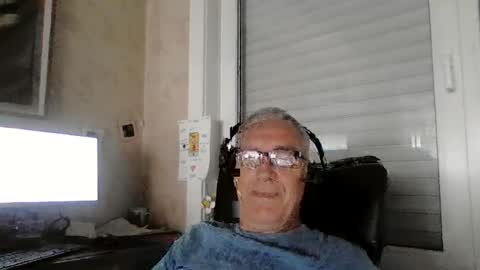 Snapshot of maxou569 chatting on 07.20.26 maxou569 online show from 07.20.26