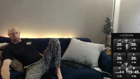 MaxRouger online show from 11.27.25