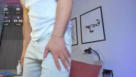 Max online show from 11.30.25