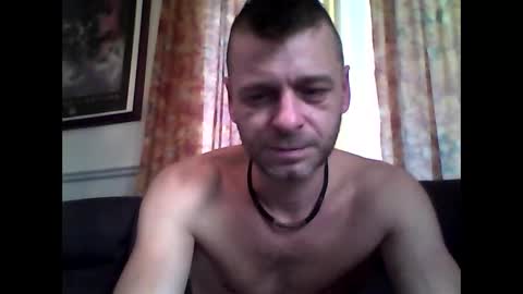 MaxTheWolf online show from 10.29.25